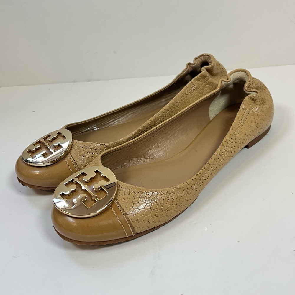 Tory Burch Reva Snake Embossed Leather Ballet Flats Tan Gold Logo 8M